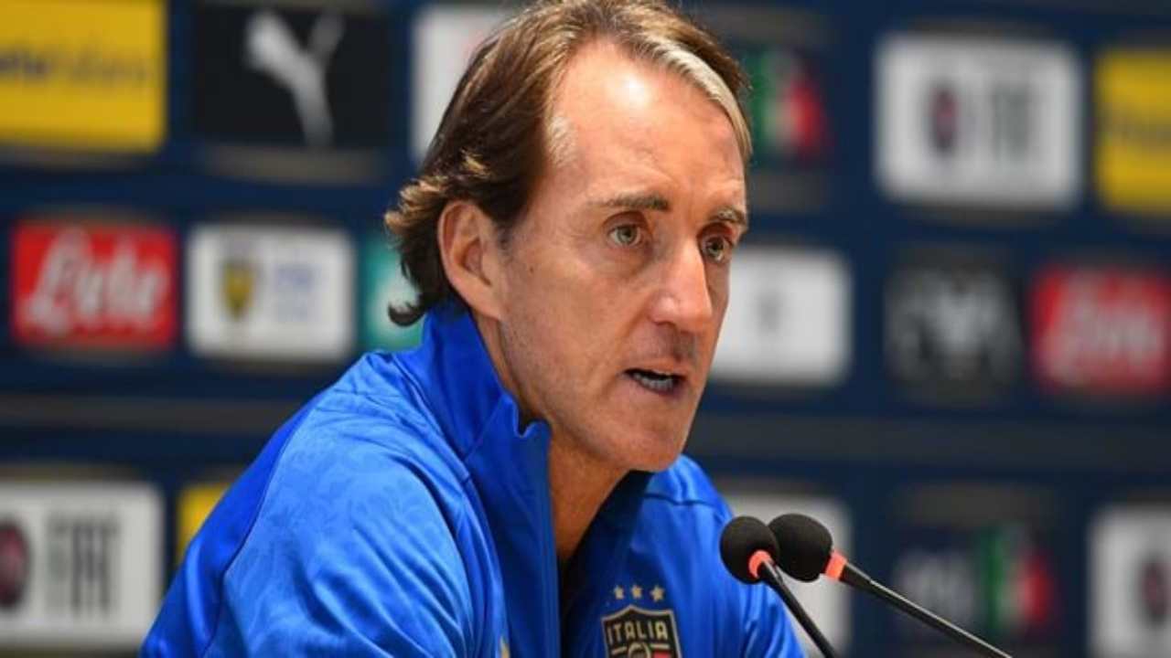 Italia, Mancini in conferenza stampa: “Balotelli non è la carta della disperazione”